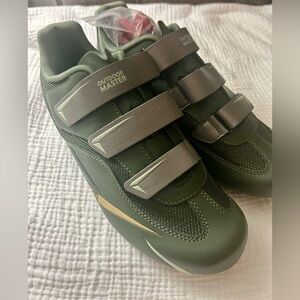 Outdoor Master Green & Grey Cycling Shoes Unisex Women’s 9 Men’s 7.5 New!